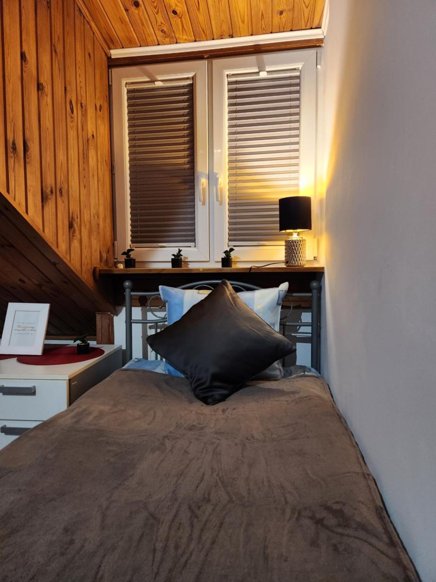 Auberge de jeunesse Pod Czapla à Varsovie Extérieur photo