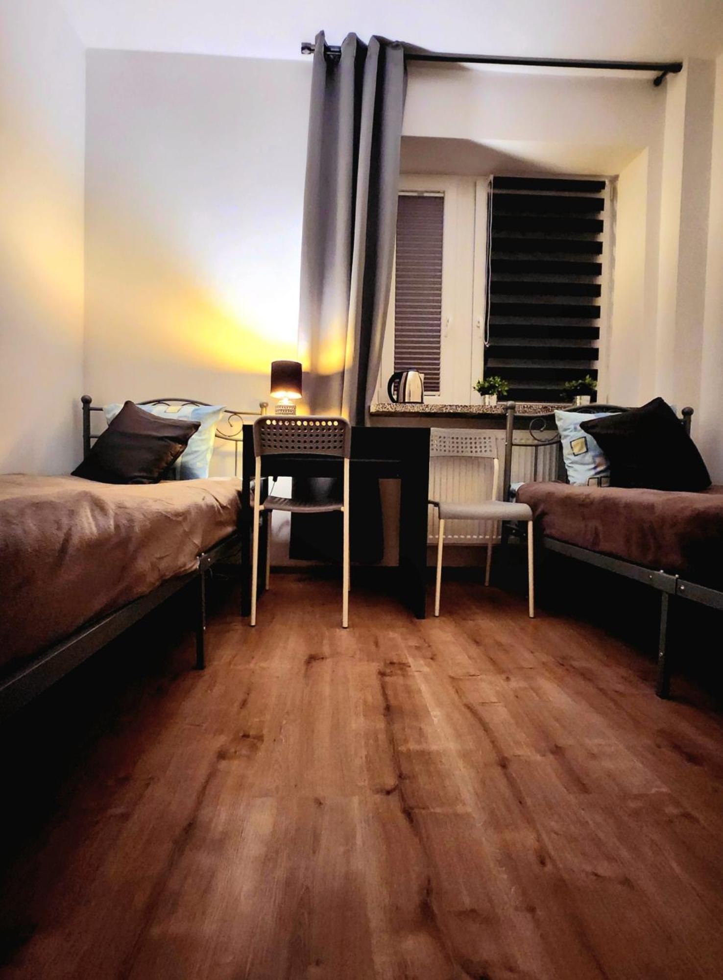 Auberge de jeunesse Pod Czapla à Varsovie Extérieur photo