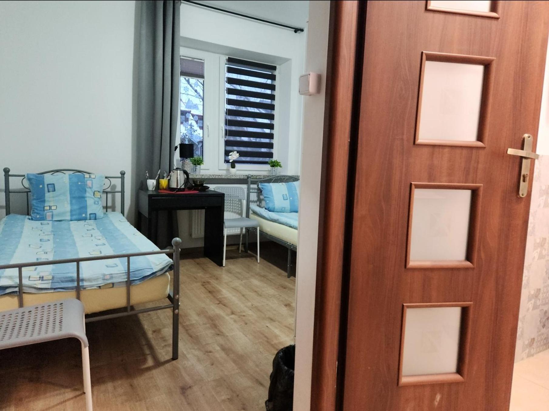 Auberge de jeunesse Pod Czapla à Varsovie Extérieur photo